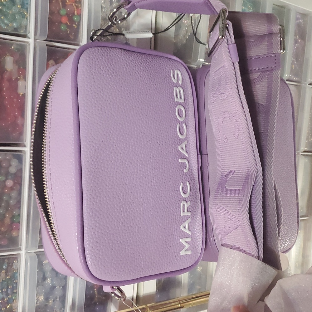 NWT Marc Jacobs "Wisteria" crossbody camera bag. - Picture 9 of 12